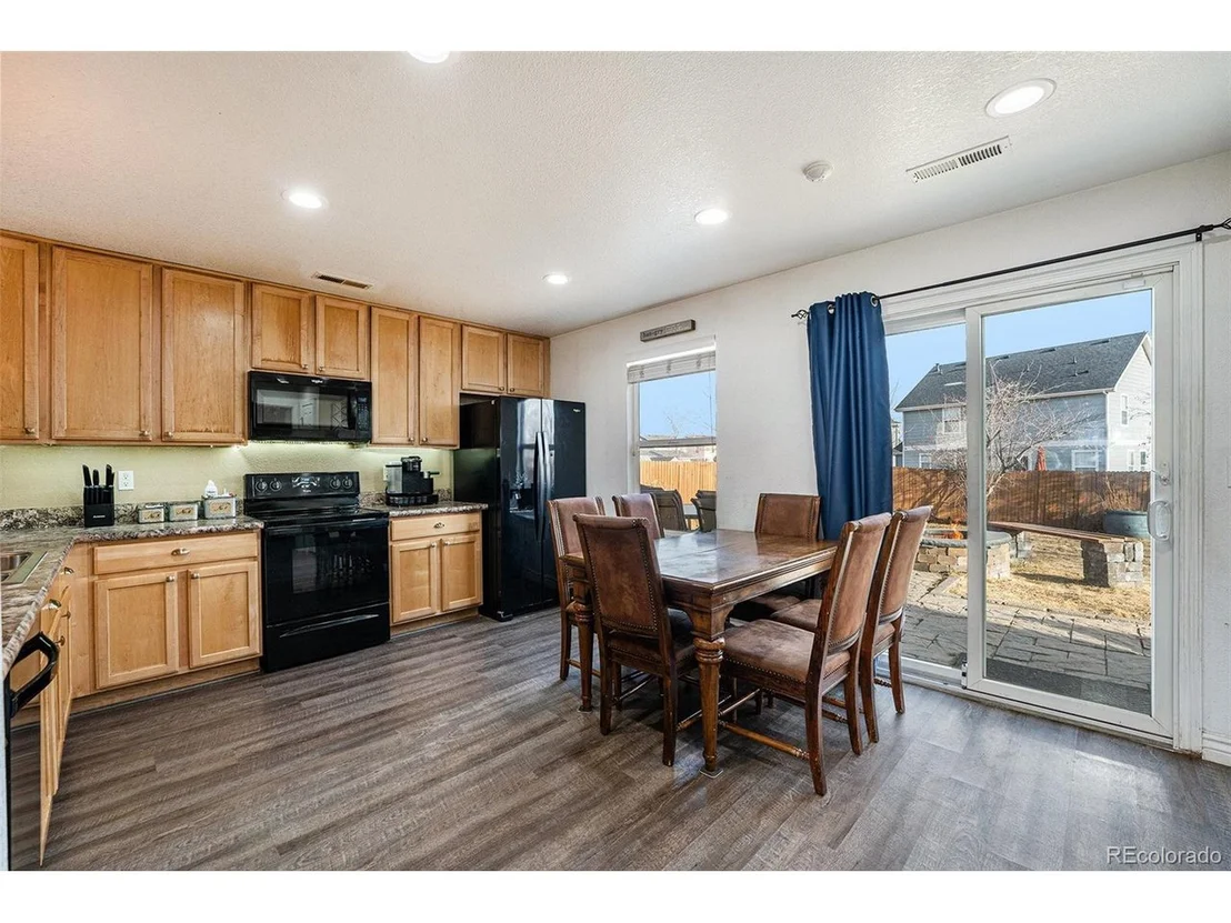 Photo of 819 Willow Dr