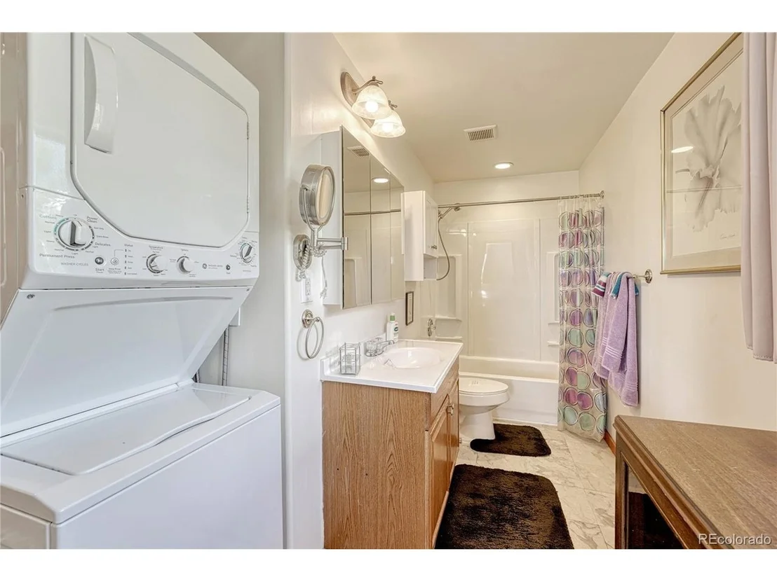 Photo of 74 Noxibee Ct