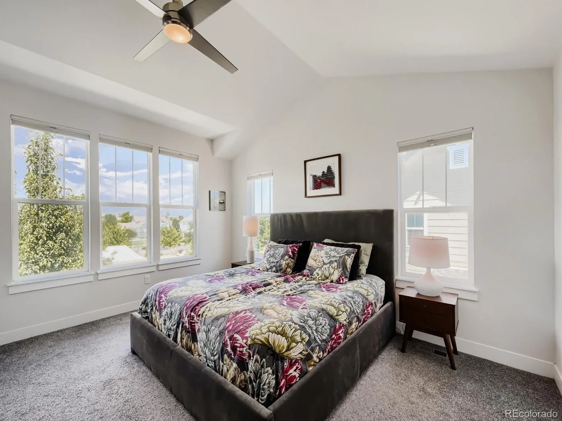 Photo of 2902 Twin Lakes Cir
