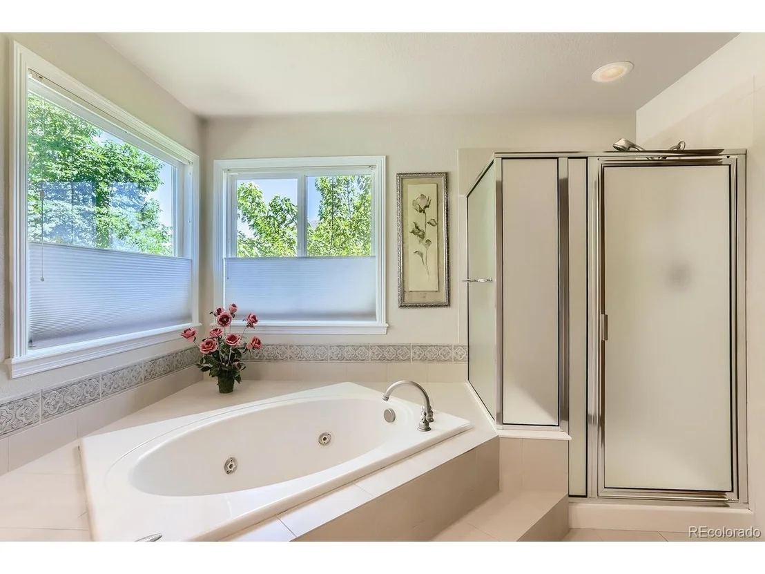 Photo of 3715 W 105th Dr