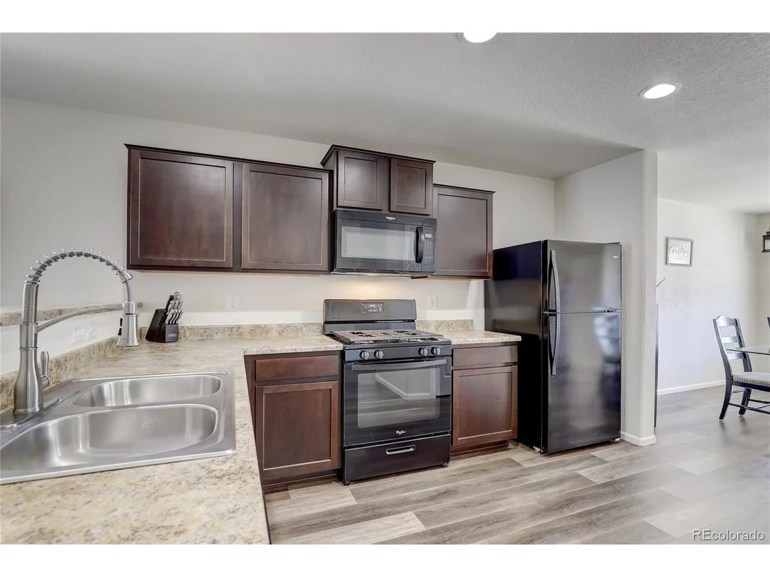 Photo of 47363 Iris Ave