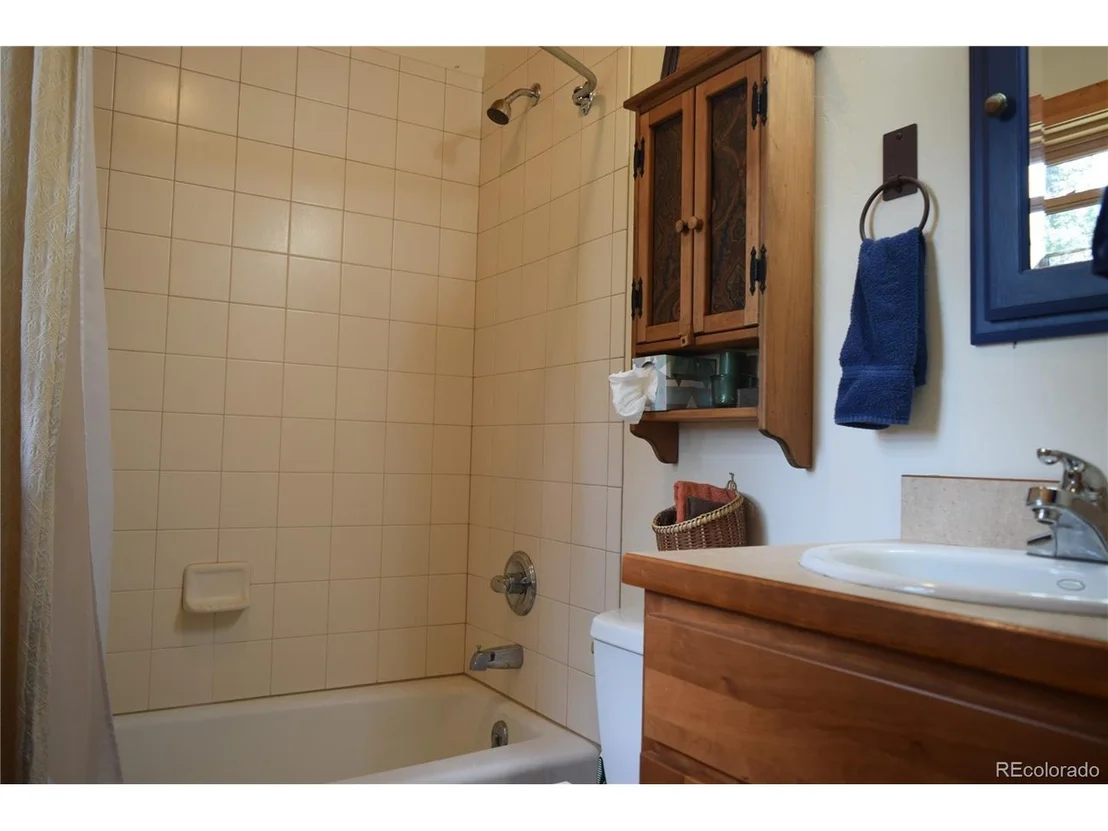 Photo of 156 Spruce Dr