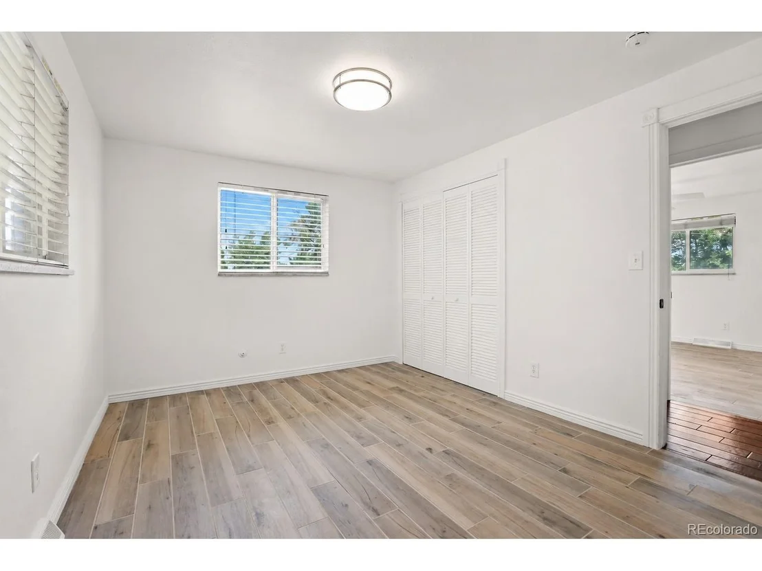 Photo of 3963 W 65th Pl