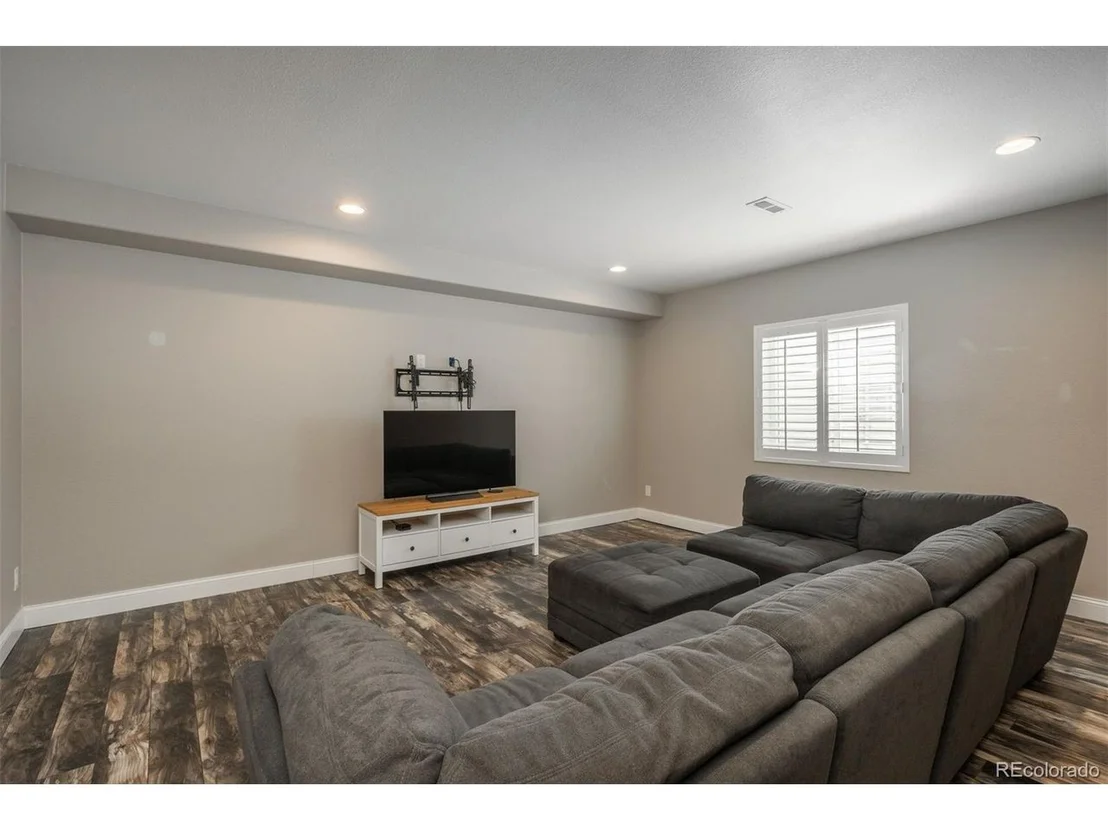 Photo of 2414 Leafdale Cir