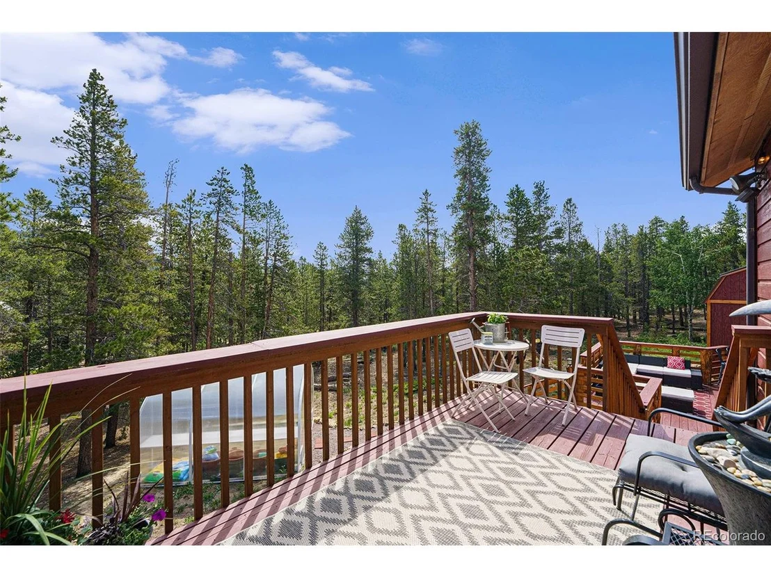 Photo of 142 Lodge Pole Dr