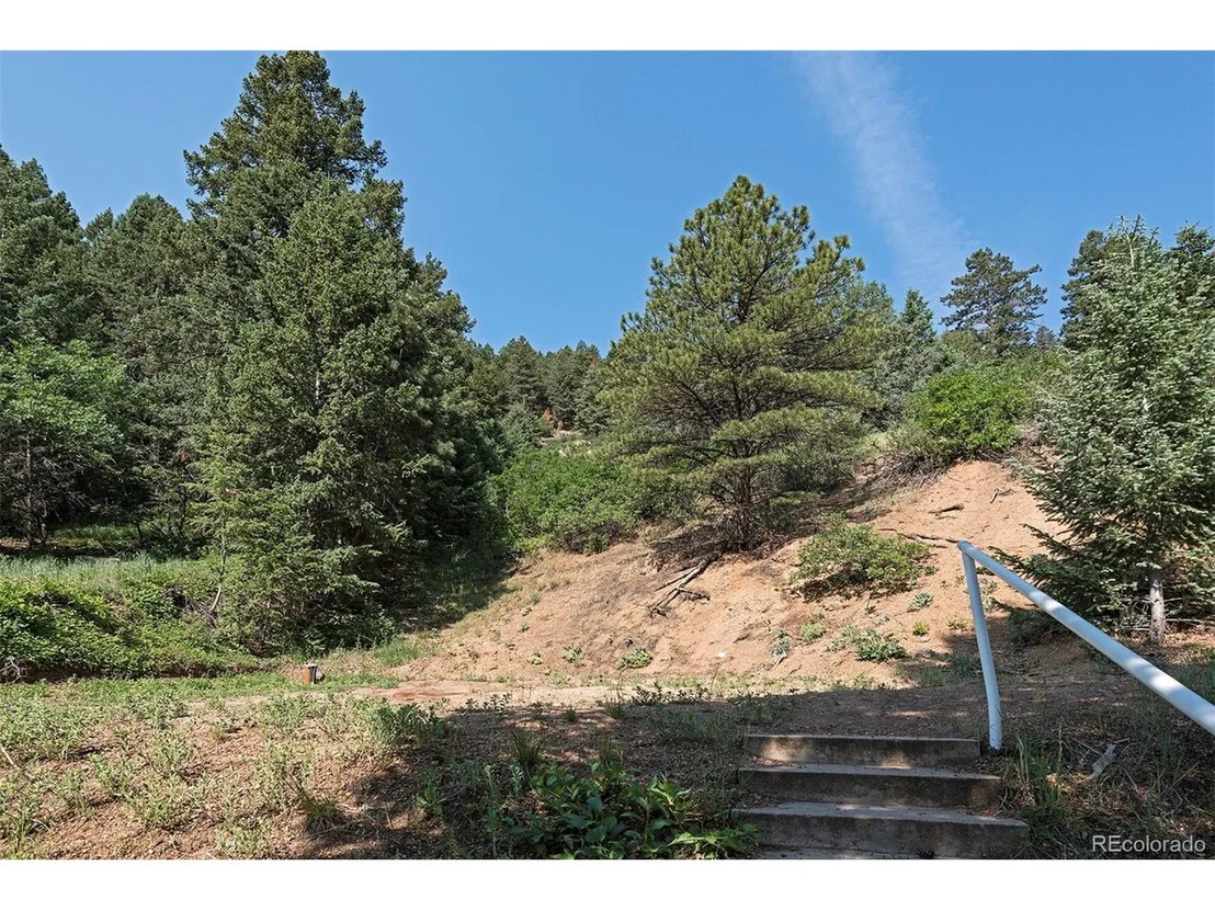 Photo of 2177 Hidden Valley Rd