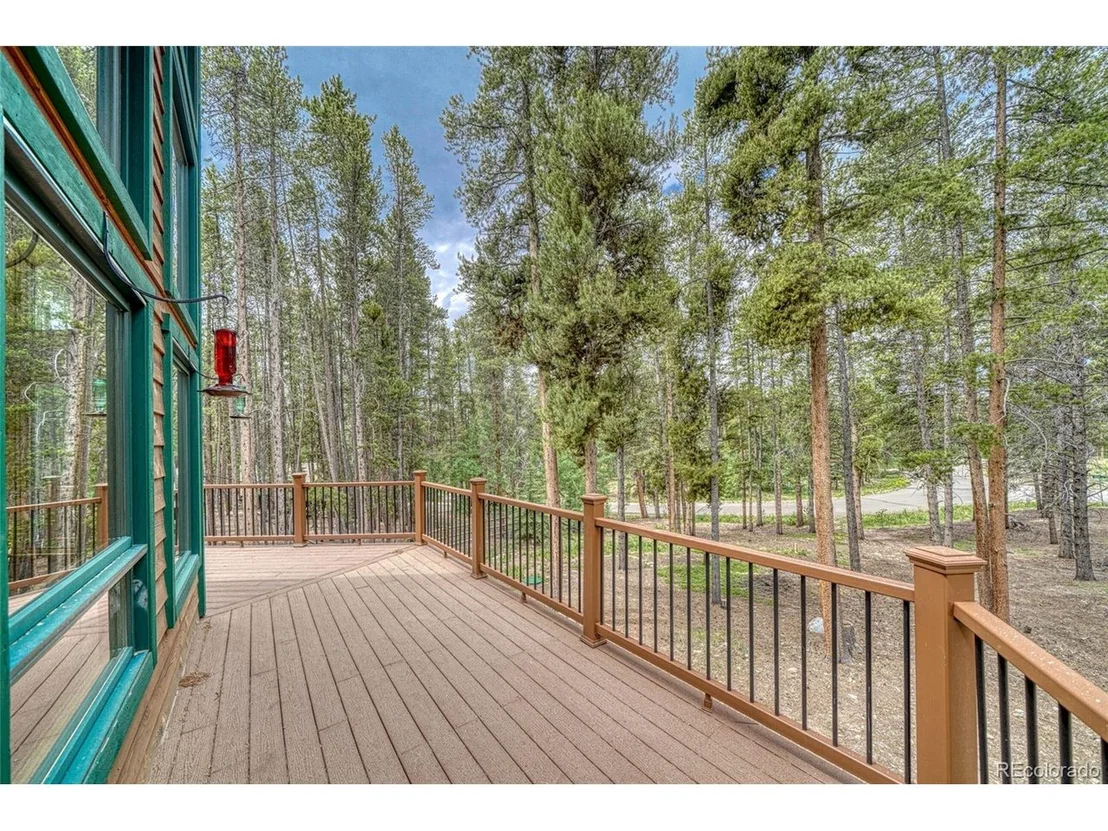 Photo of 988 Ruby Ln