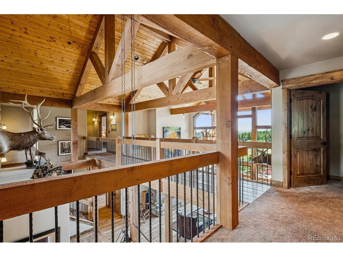 Photo of 477 W Meadow Rd
