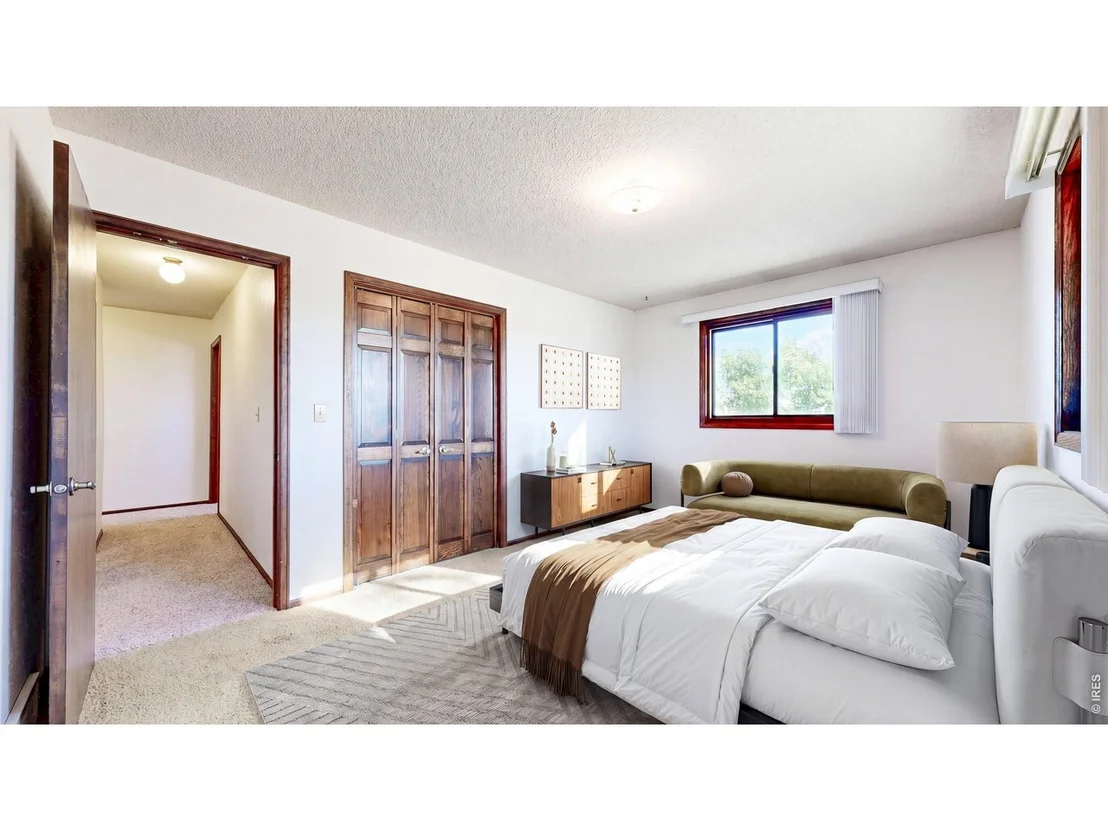 Photo of 2800 Pheasant Run