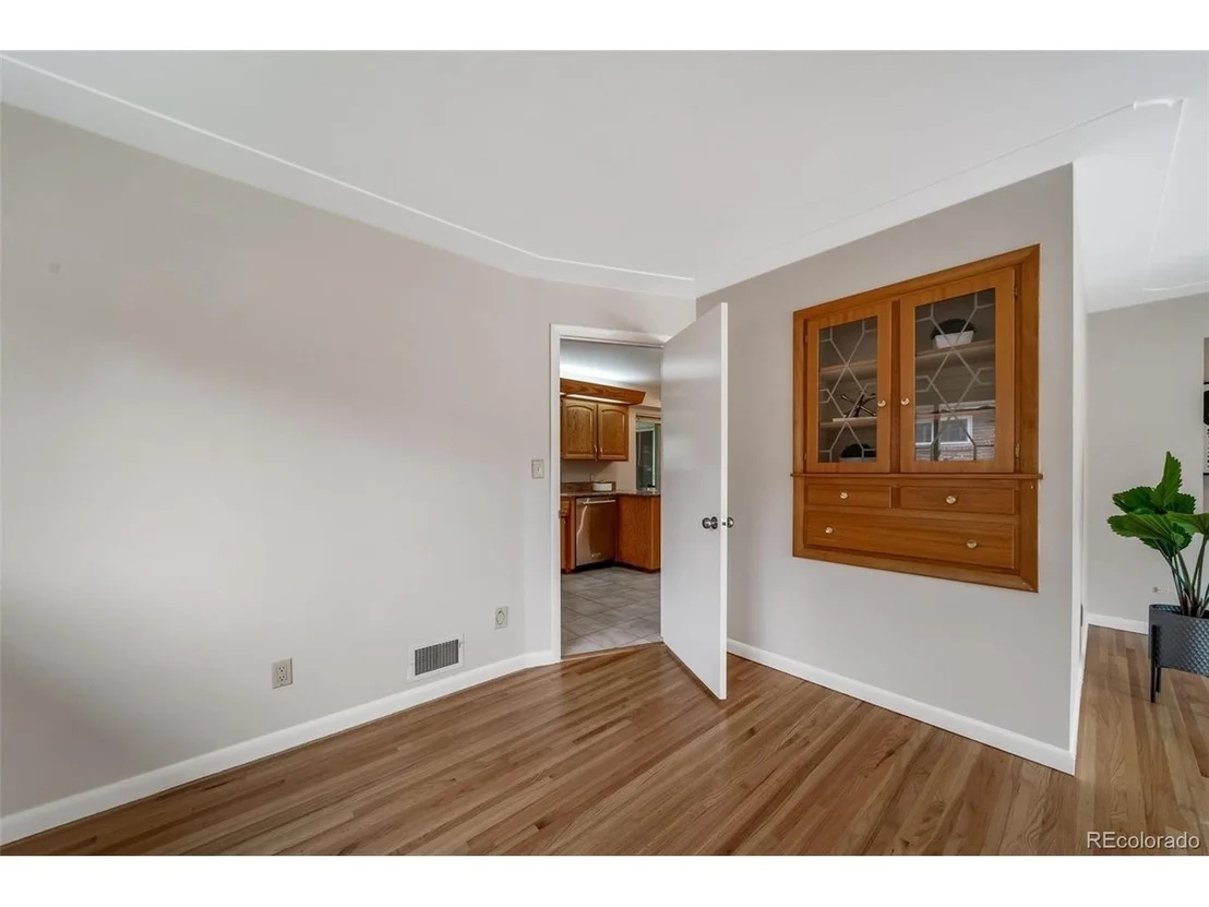 Photo of 341 Newark St