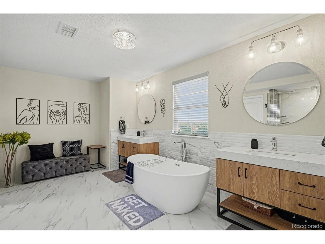 Photo of 10709 Briarglen Cir