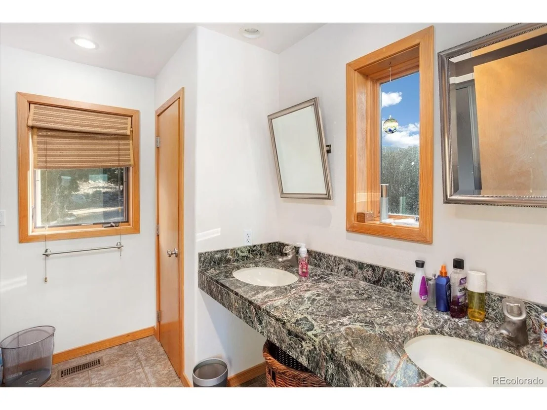 Photo of 6011 Archery Cir