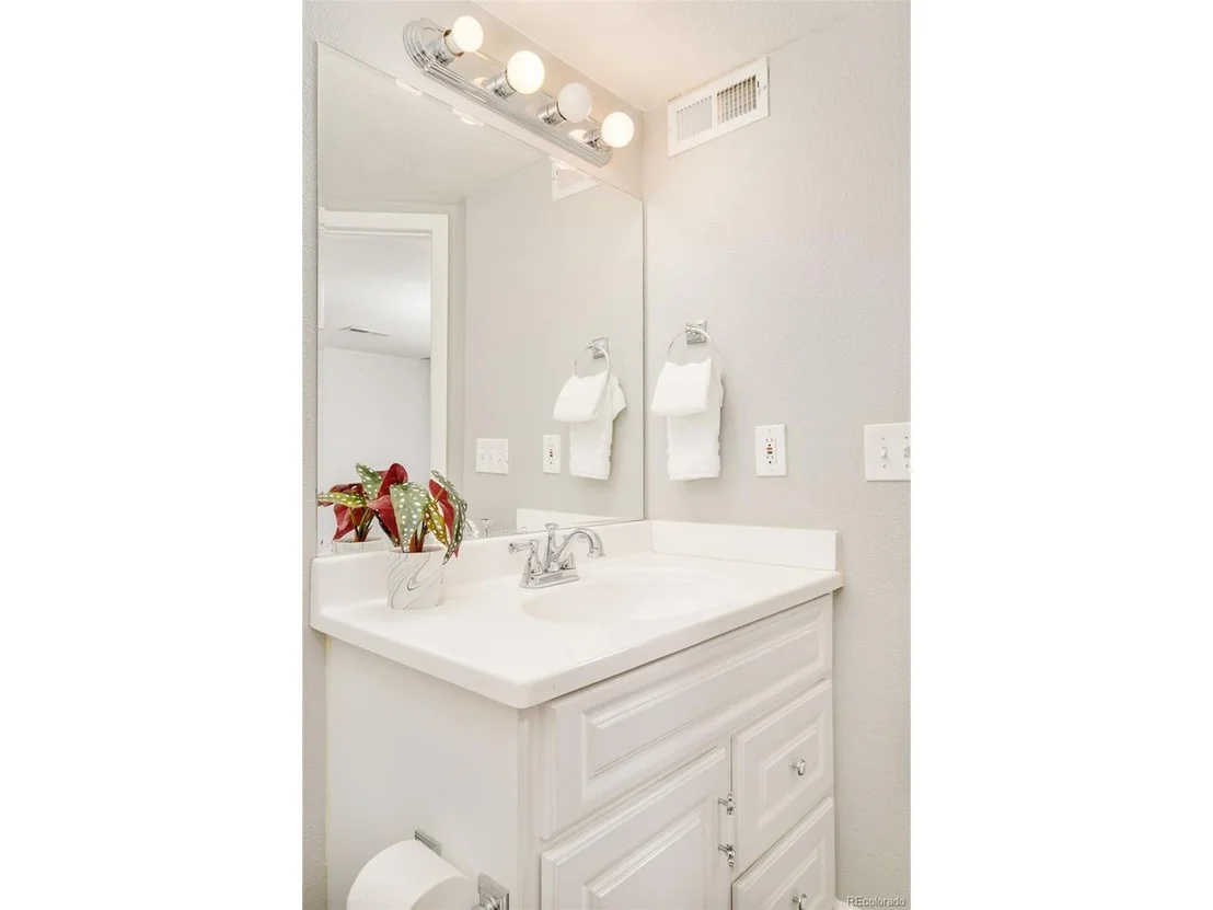 Photo of 10063 Silver Maple Rd