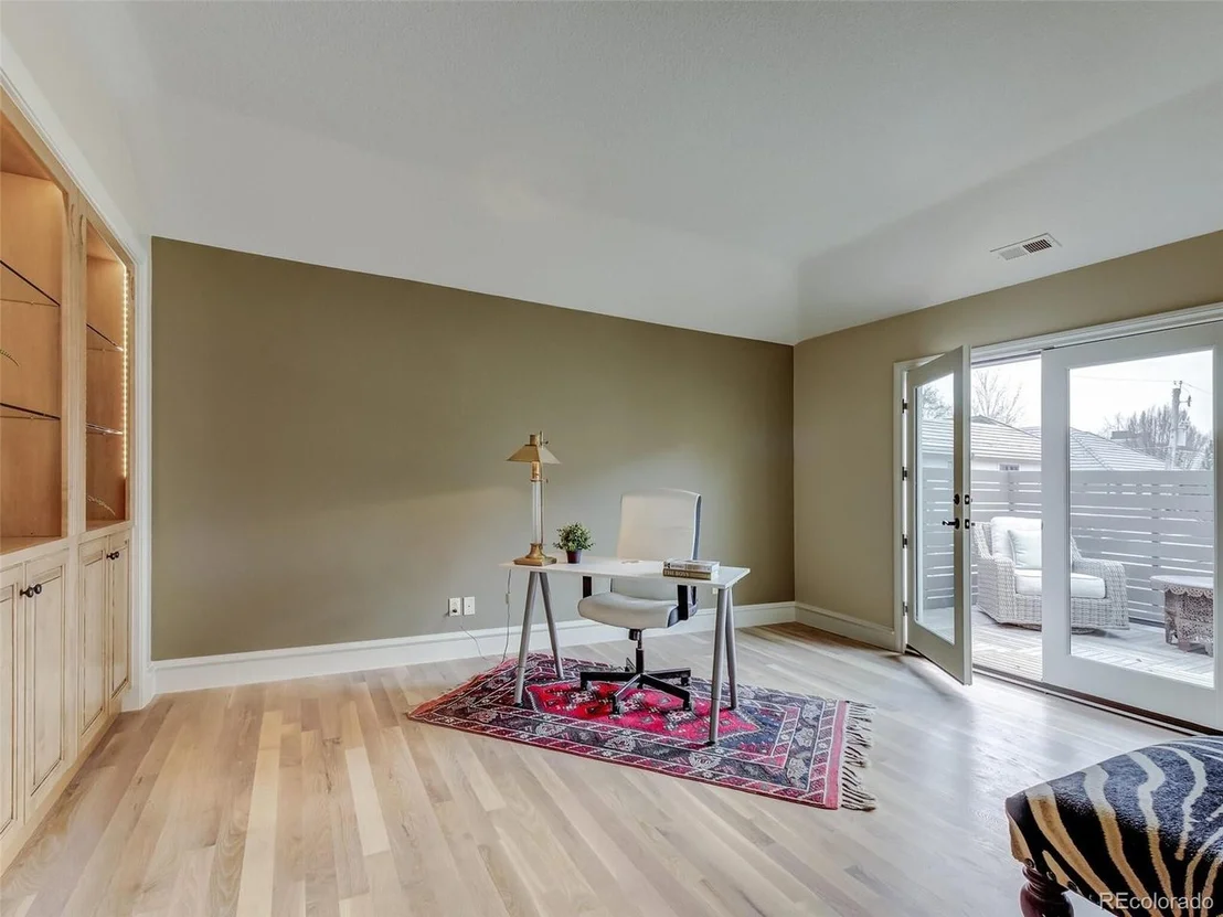 Photo of 464 Madison St