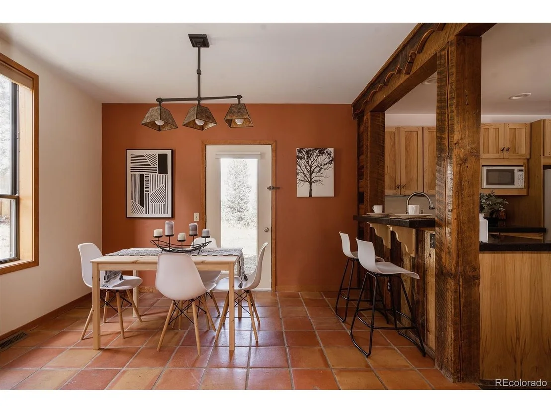Photo of 190 Circle Dr