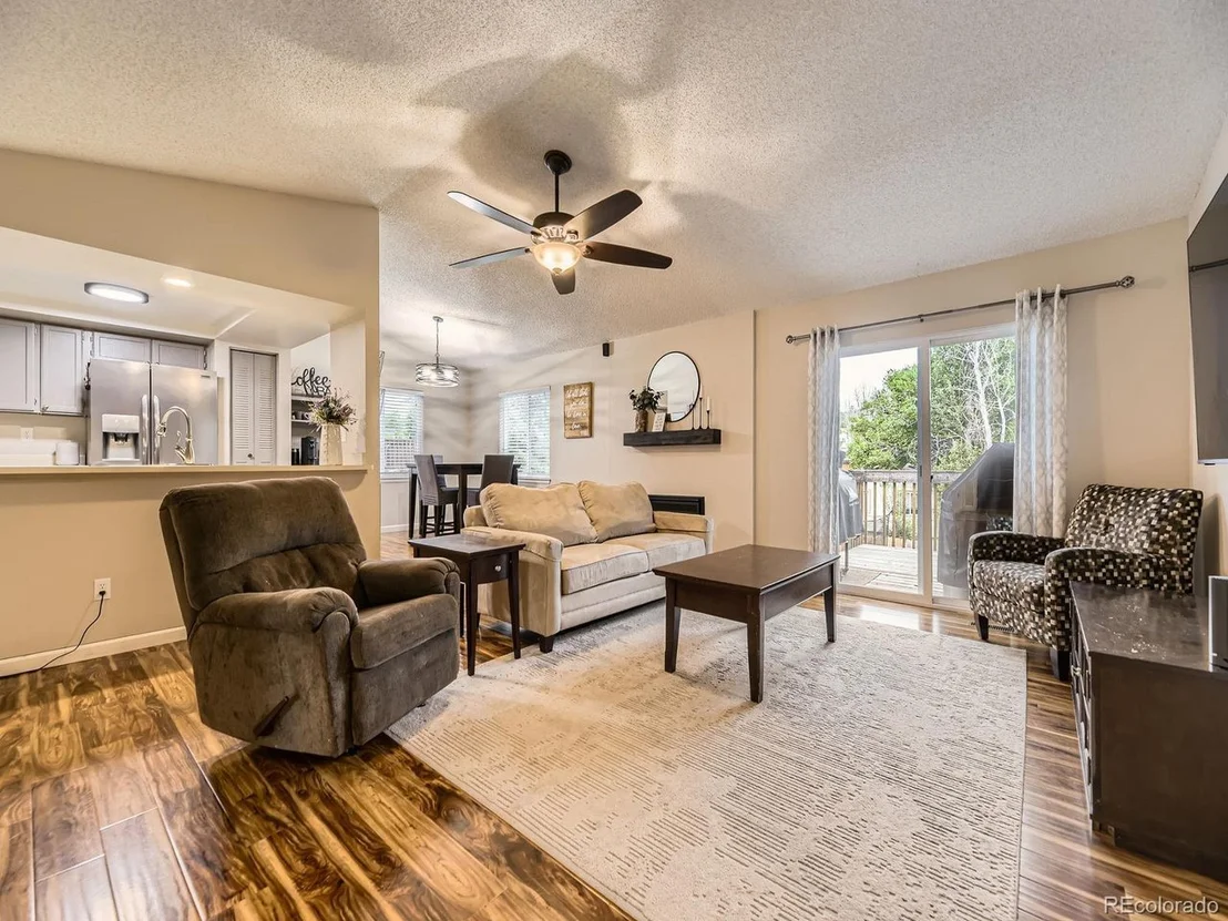 Photo of 2104 Vineyard Dr