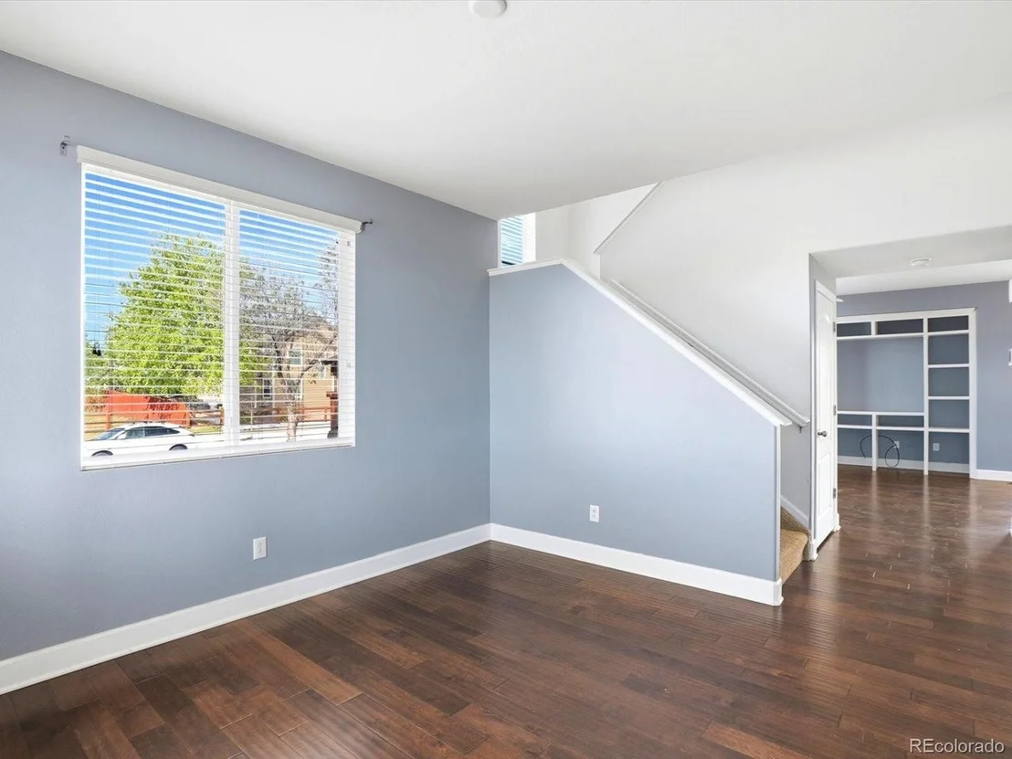 Photo of 10059 Dillon Cir