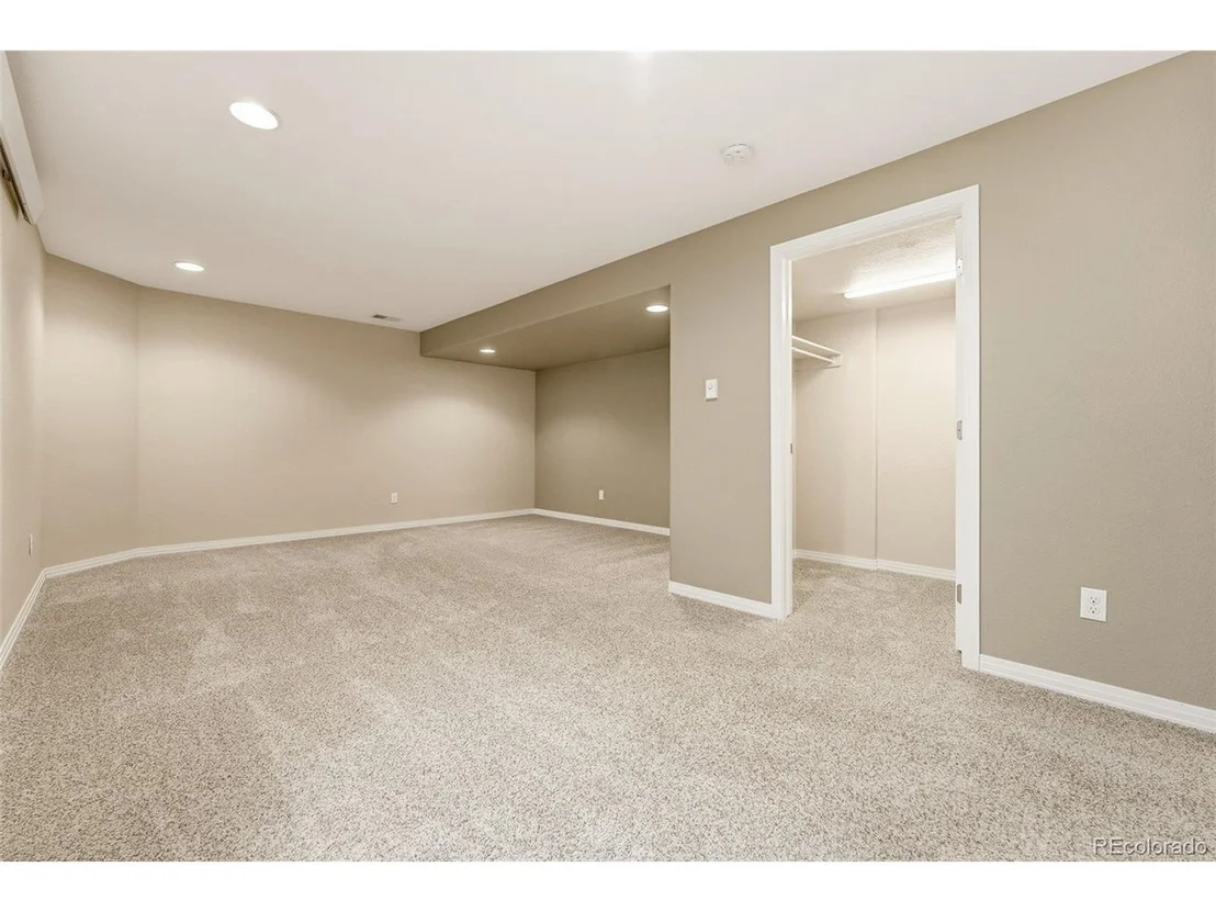 Photo of 1004 Boxelder Cir