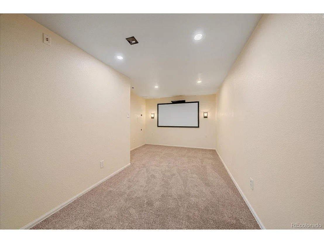 Photo of 6810 Simms Ct