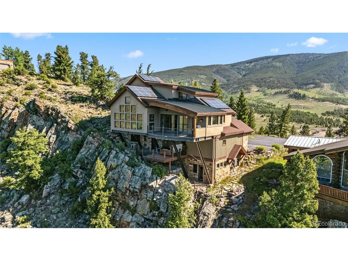 Photo of 265 High Meadow Dr