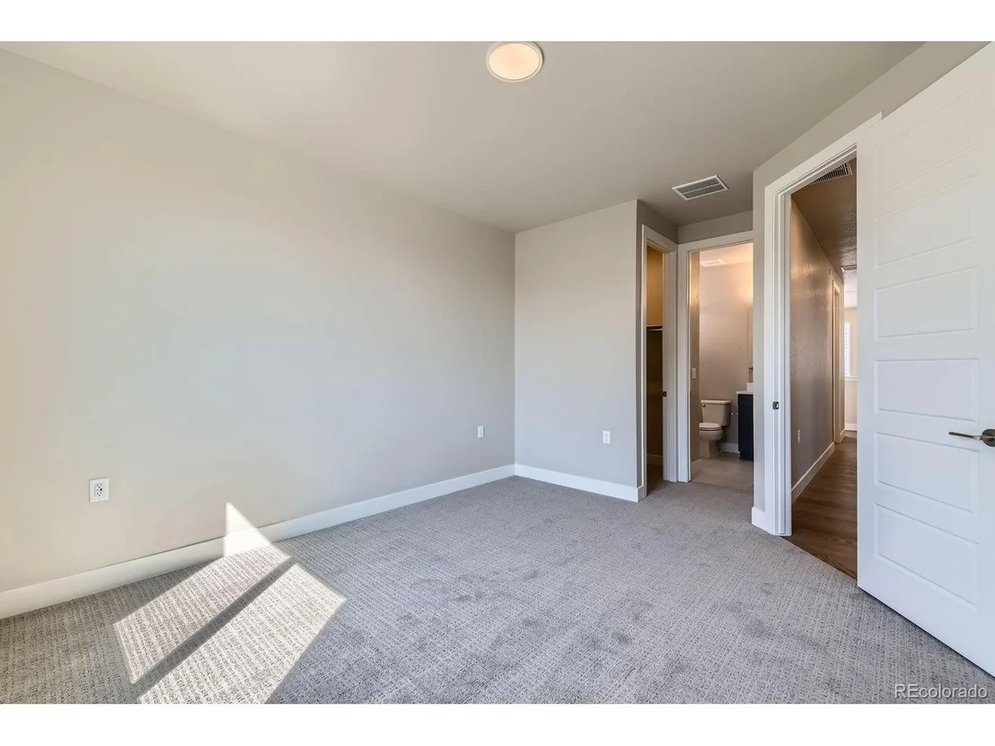 Photo of 16599 Peak Way