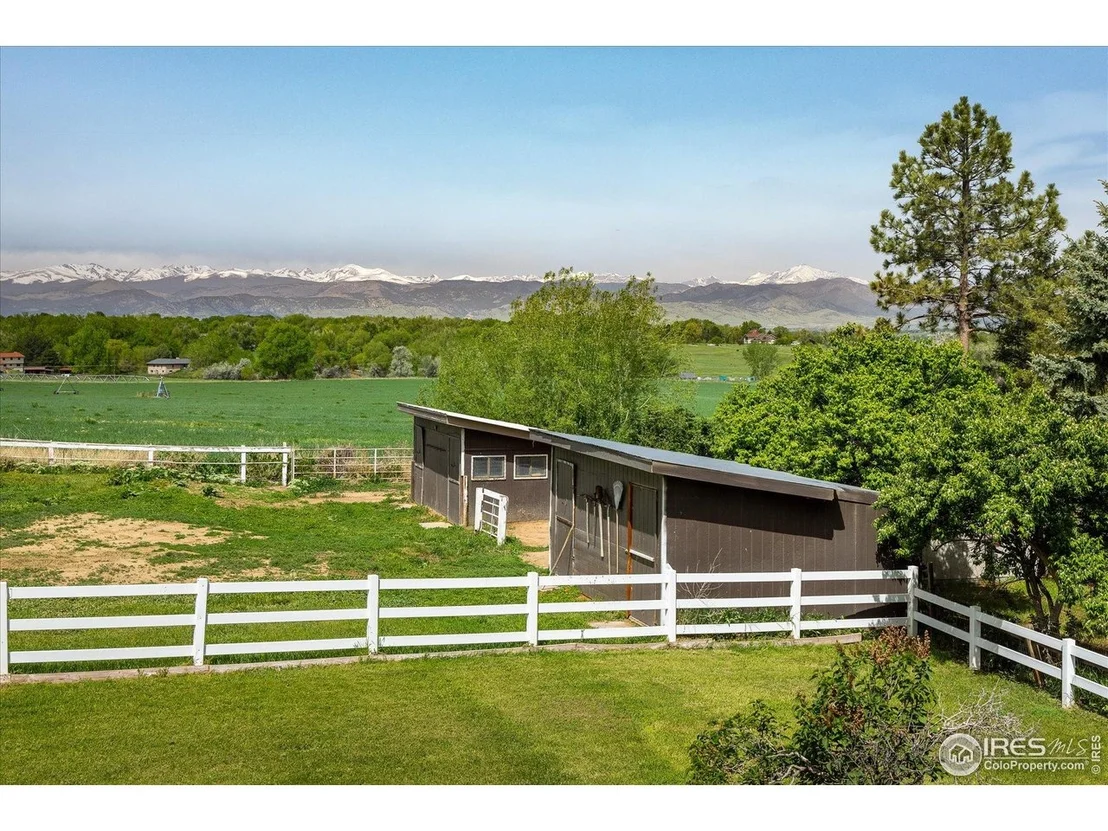 Photo of 2117 Stonehenge Cir