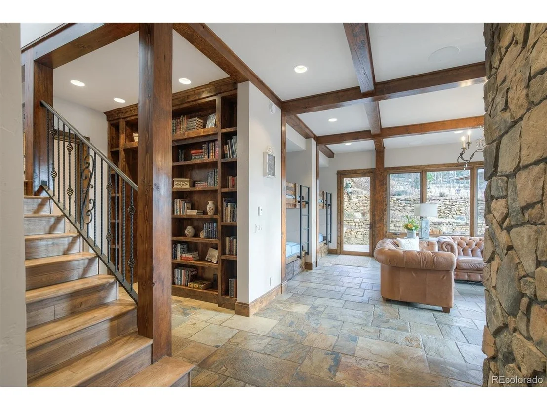 Photo of 228 Bear Dr