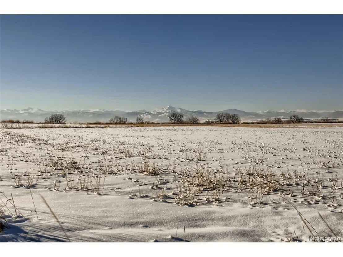 Photo of 2272 Front Range Rd