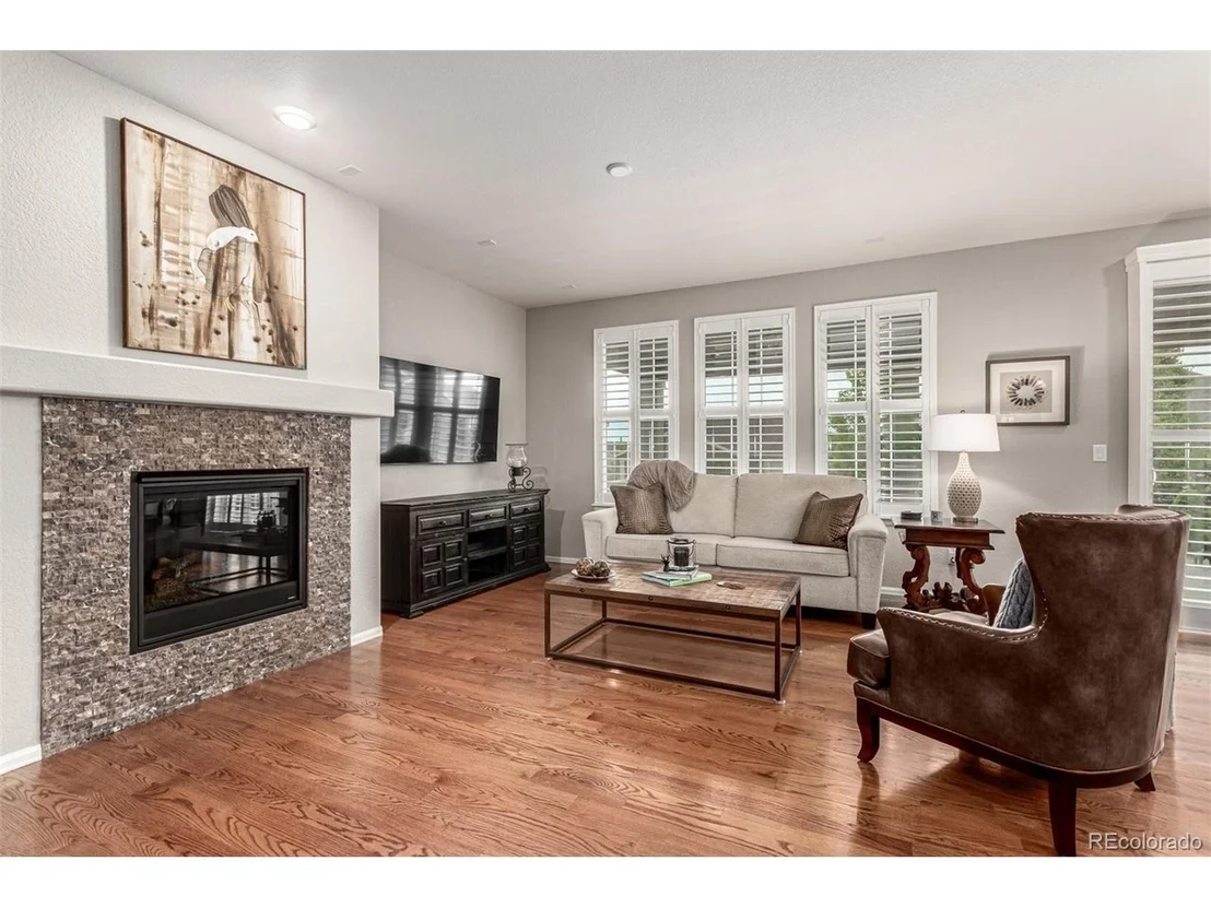 Photo of 7991 Heritage Dr