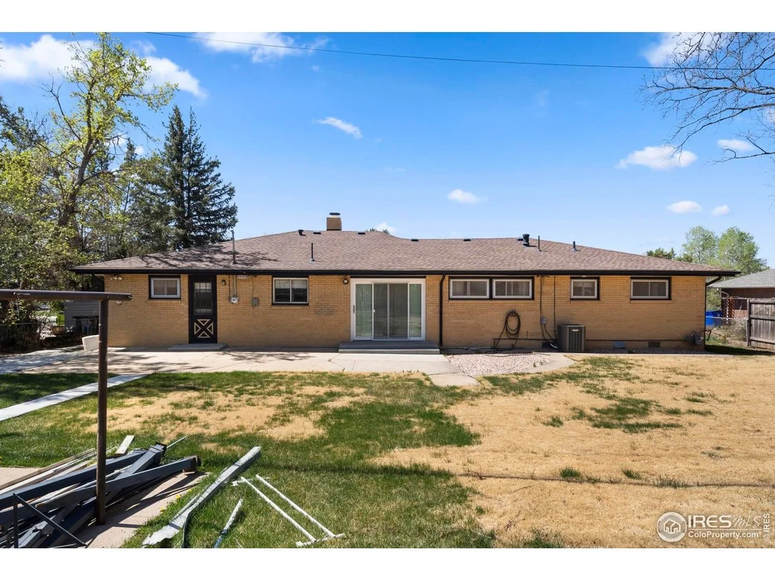 Photo of 2632 Sunset Ln