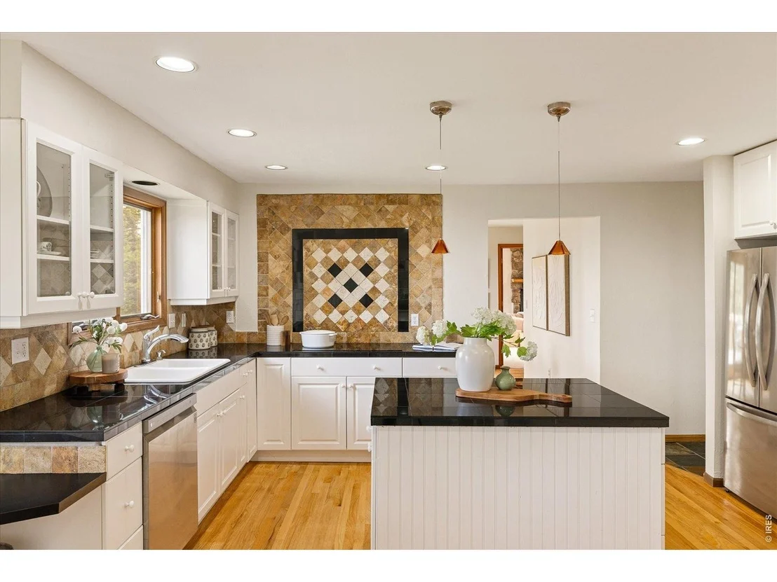 Photo of 124 Deer Trail Cir