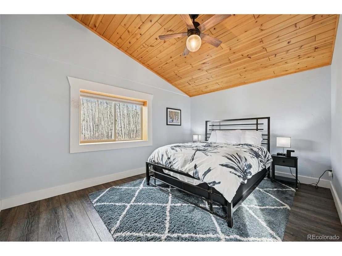 Photo of 1499 Sheep Ridge Rd