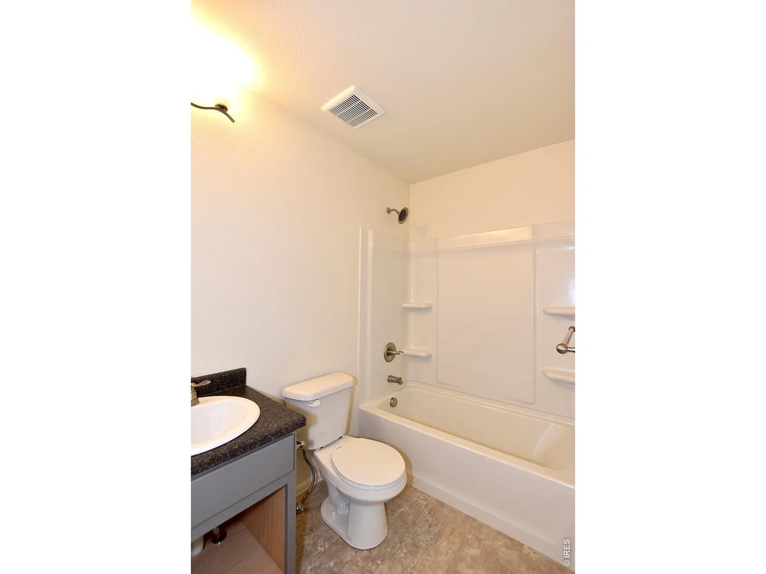 Photo of 616 87th Ave