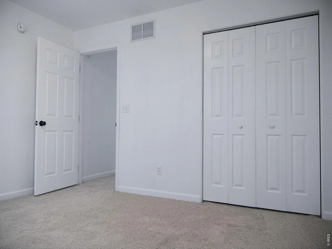 Photo of 14044 Cottonwood Cir