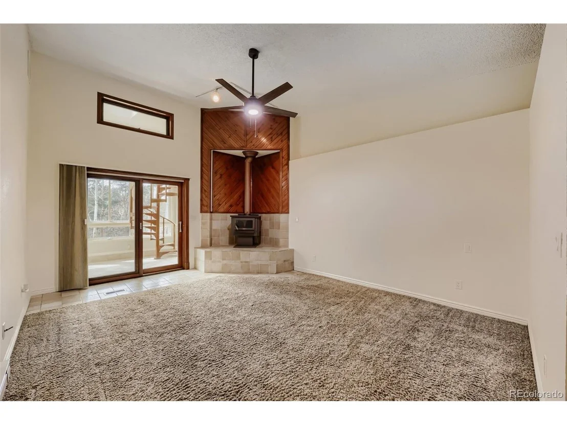 Photo of 720 N Bluff Dr