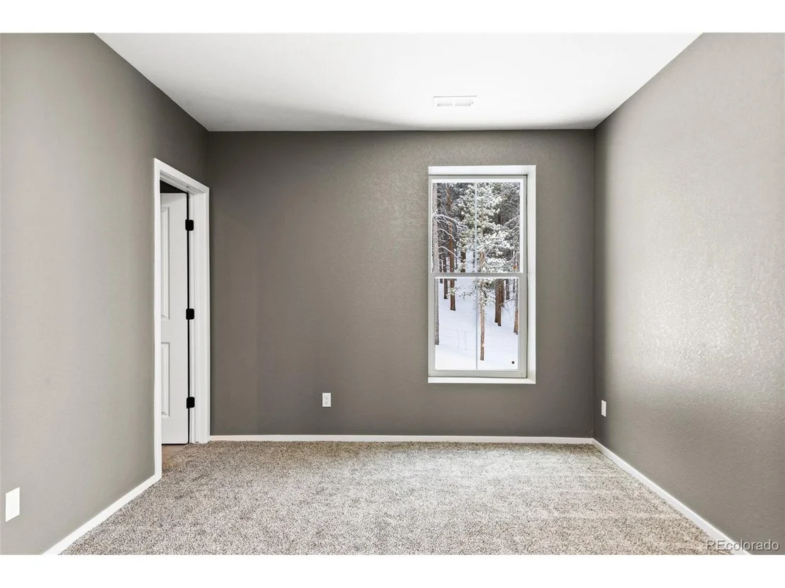 Photo of 50 Evergreen Rd