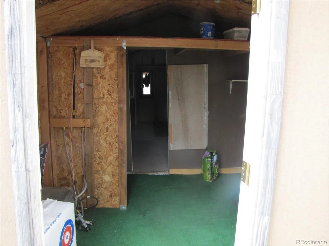 Photo of 657 Pine Ln
