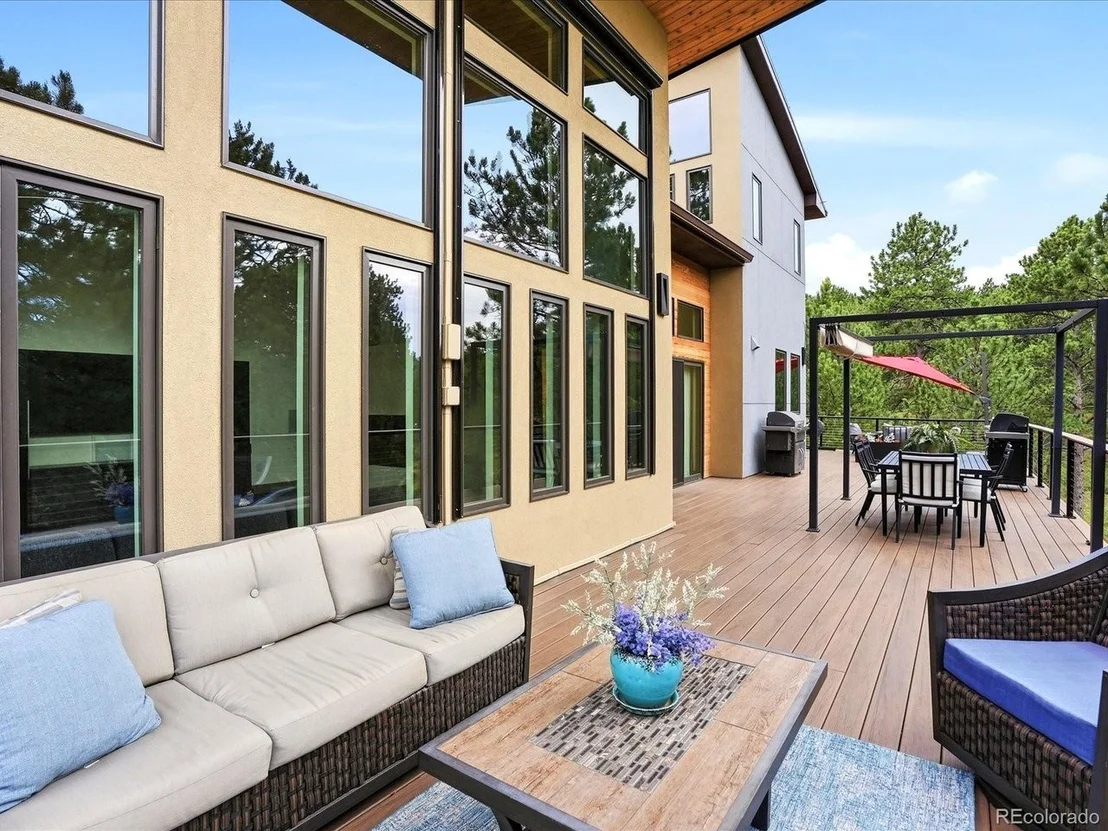 Photo of 5809 S Skyline Dr