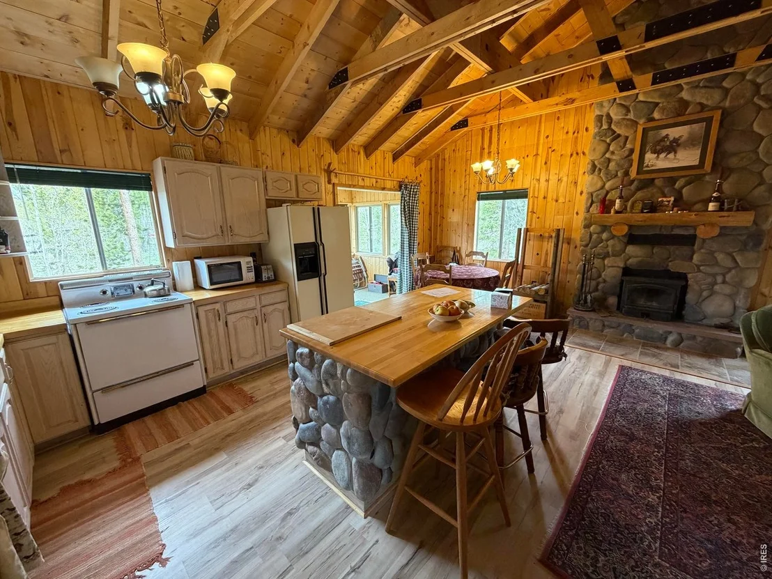 Photo of 25 Aspen Dr