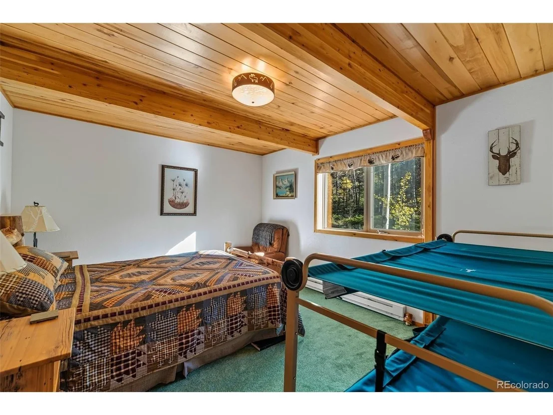 Photo of 913 Longbow Dr