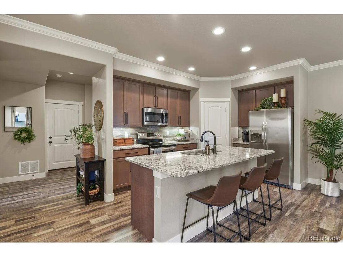 Photo of 883 Redemption Pt