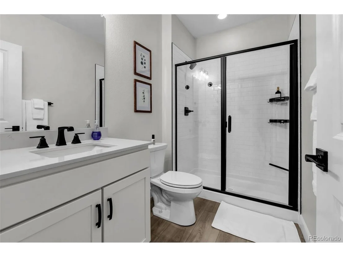 Photo of 5534 Riverbend Ave