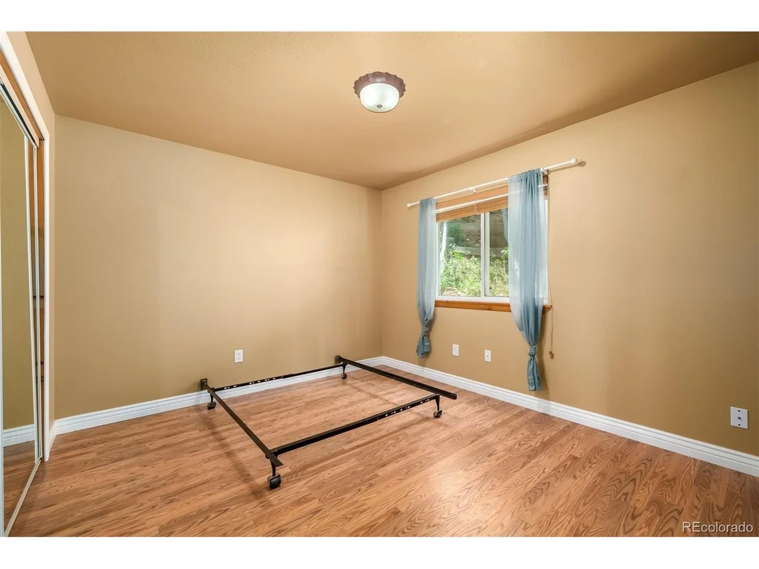 Photo of 2655 Gamble Gulch Rd