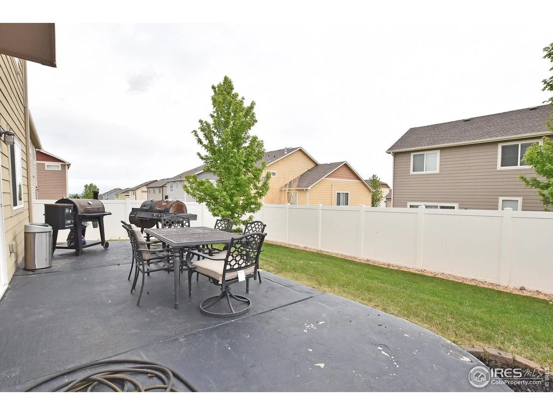 Photo of 2334 75th Ave
