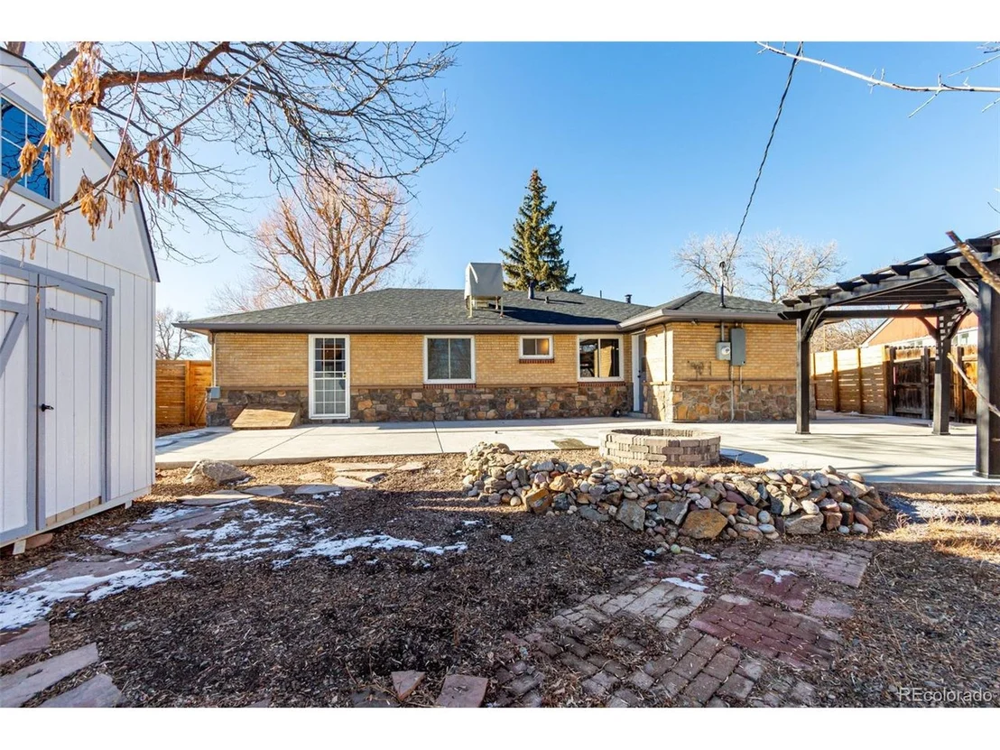 Photo of 5470 Holland Dr