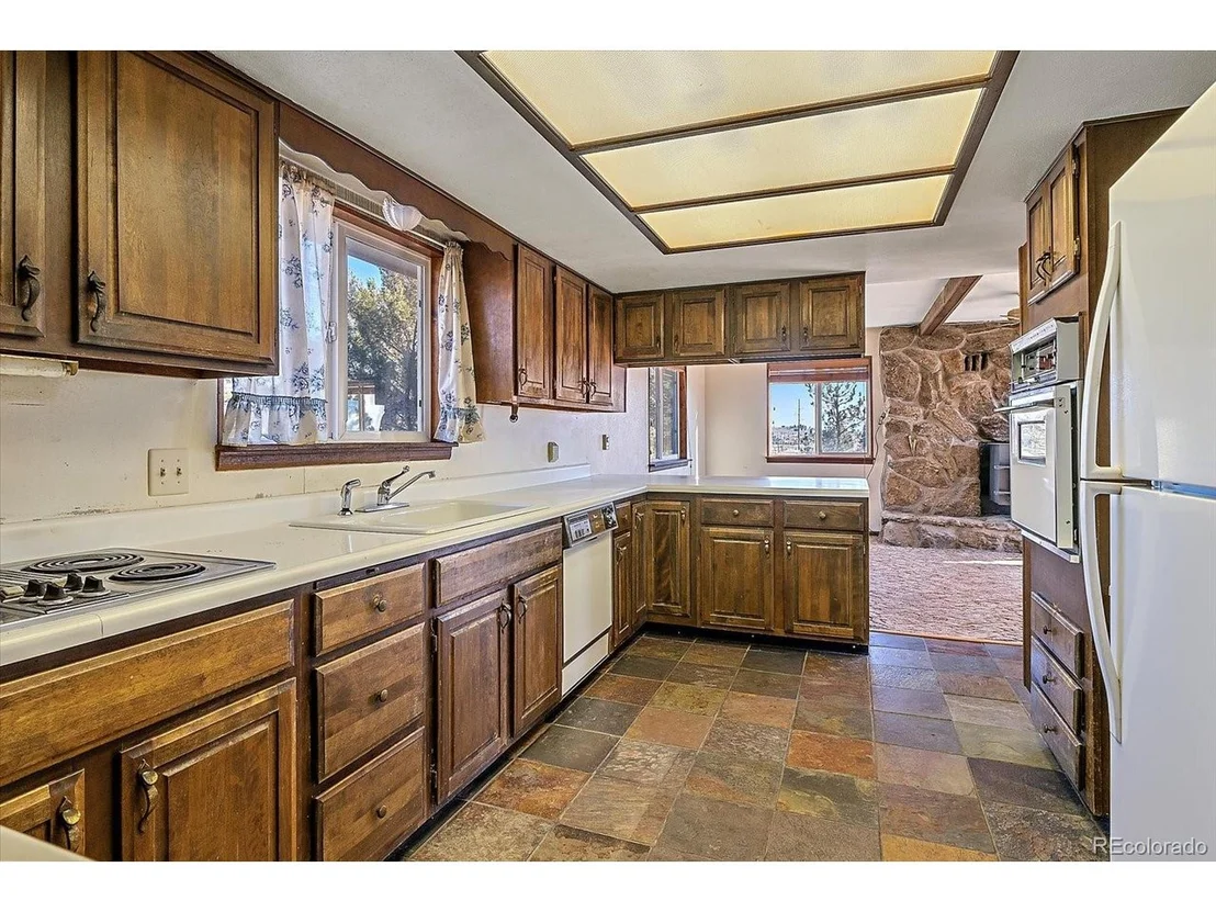 Photo of 12301 Pine Dr