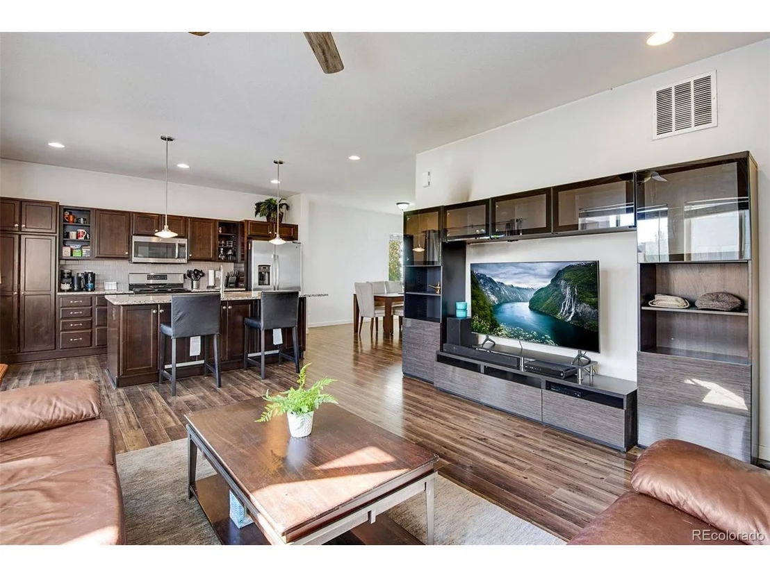 Photo of 10800 Richfield Cir