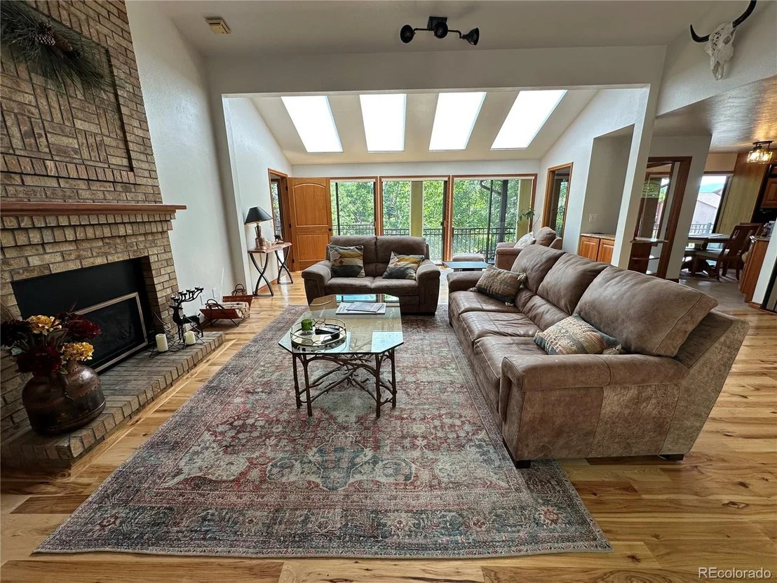 Photo of 7454 Queen Cir