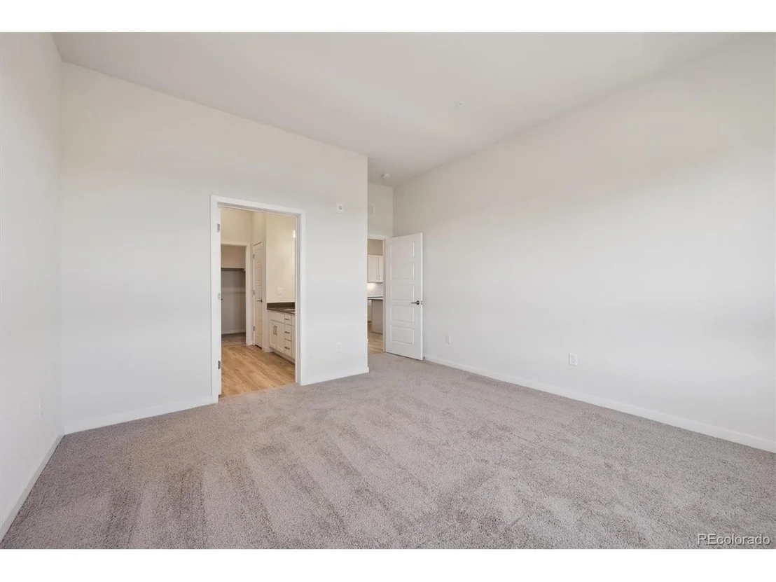 Photo of Unit 2403 at 485 Interlocken Blvd