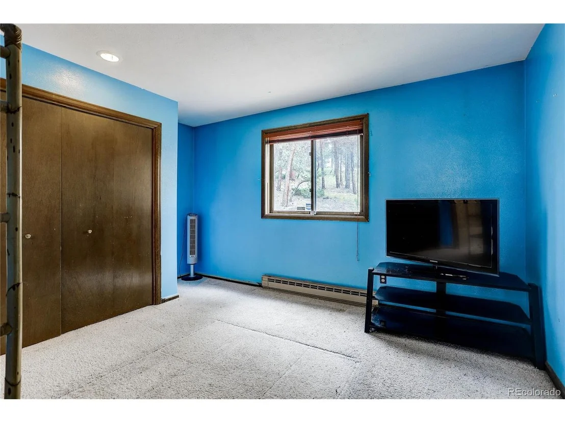Photo of 26892 Main St
